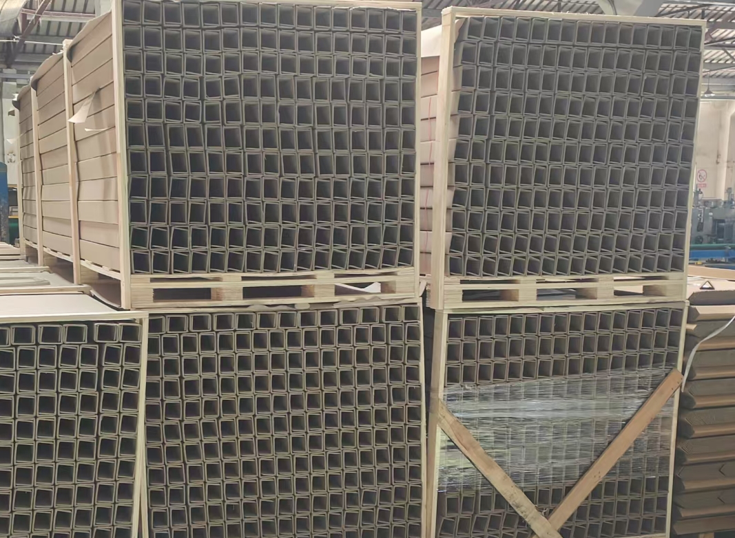 paper corne r guard112